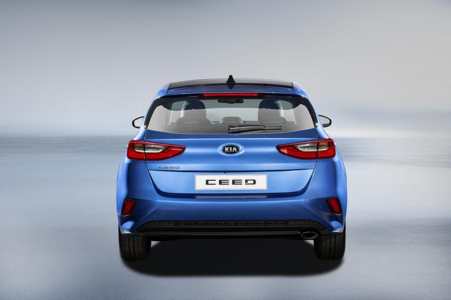  Kia Ceed 2018 года  (WW) (фото 8 из 40)